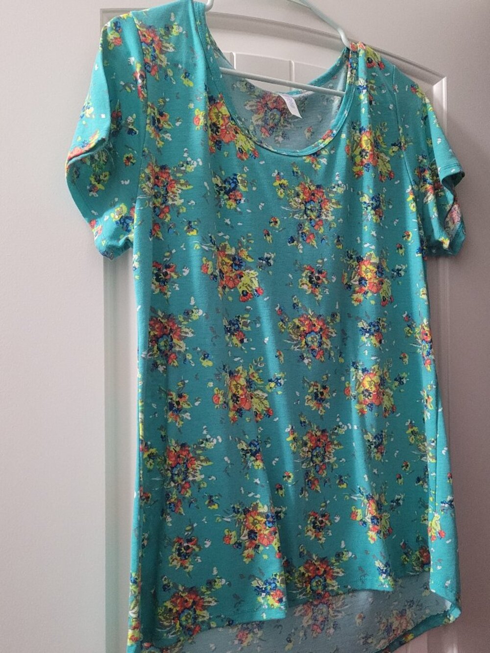 Teal Floral Top longer length size L Lularoe